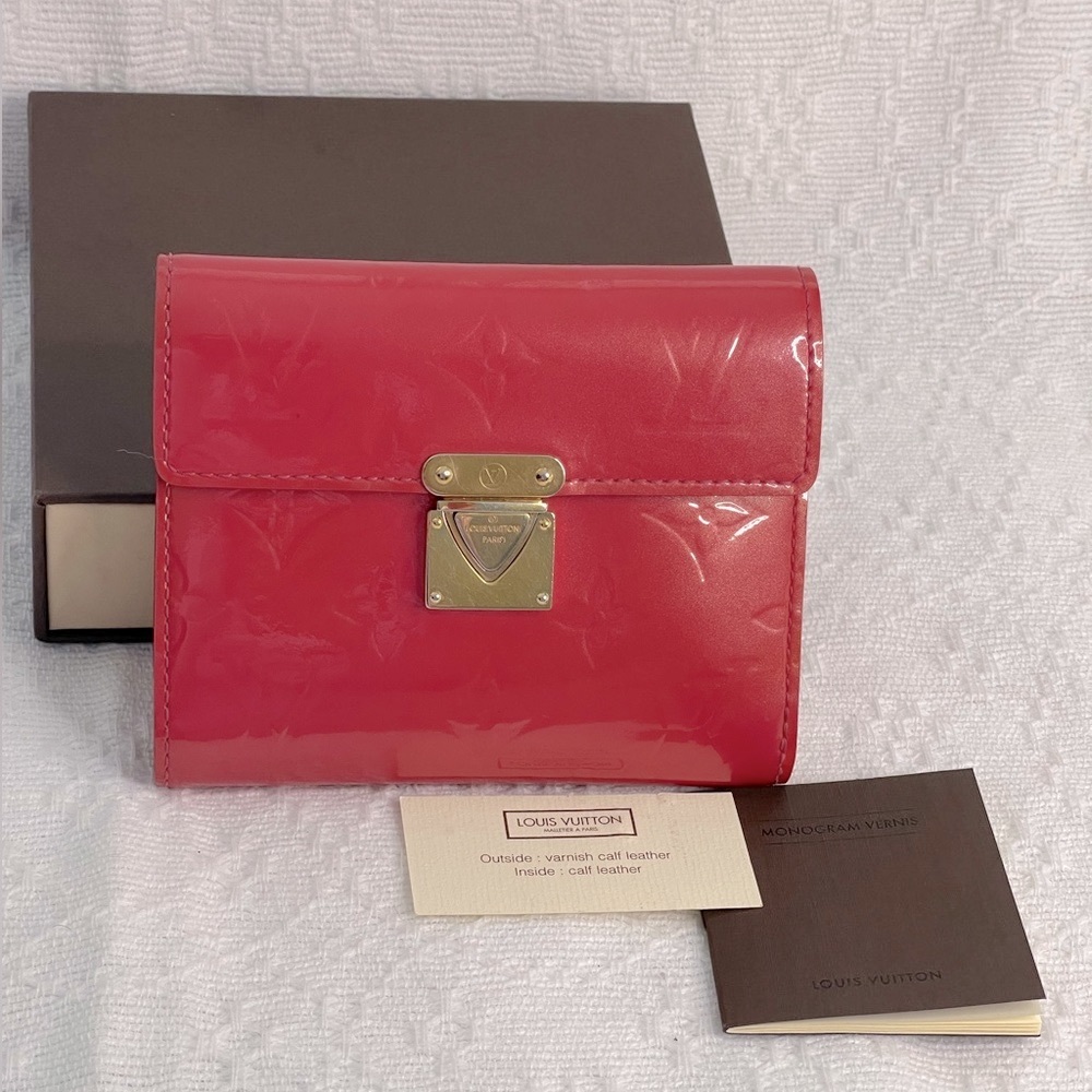 Louis Vuitton Pink Vernis Patent Leather Wallet with Gold Hardware